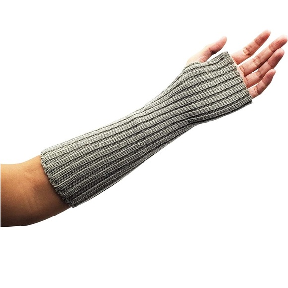 Accessories - NWT Arm Warmers Knit Gray Fingerless Gloves